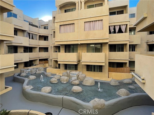 Building Photo - 535 Magnolia Ave