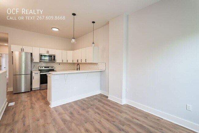 Building Photo - 5111 Willows Ave