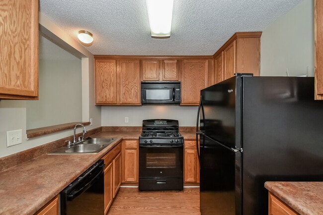 Building Photo - 57 Darbys Run Ct