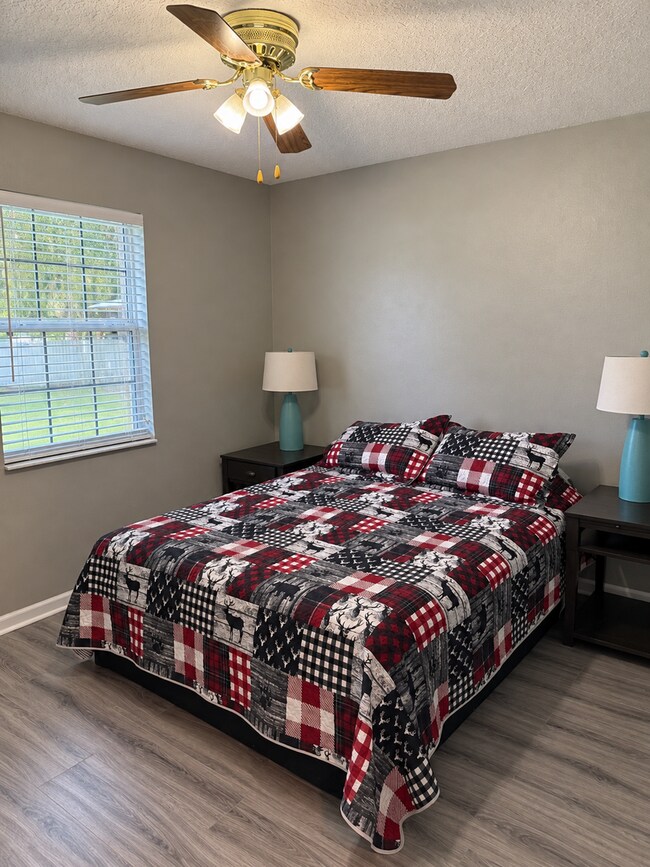 Building Photo - 663 Dallas Cir