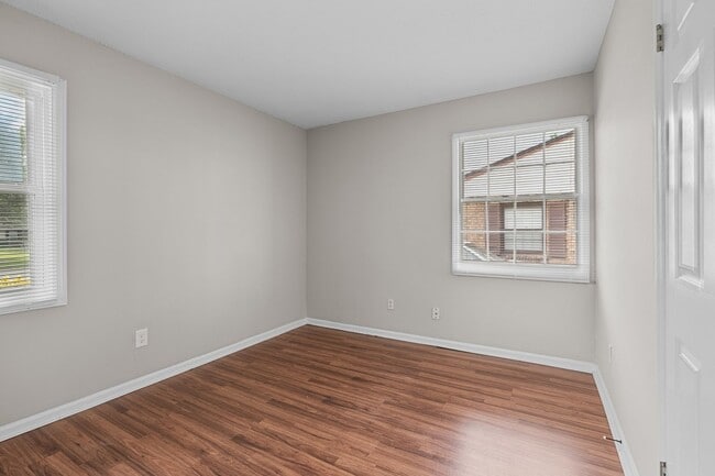 Building Photo - Fantastic 3 Bedroom Ranch home in SE Ralei...