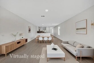 Building Photo - 6818 Eastern Cottonwood Ln