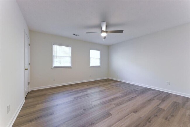 Building Photo - 2208 Heritage Trace Dr