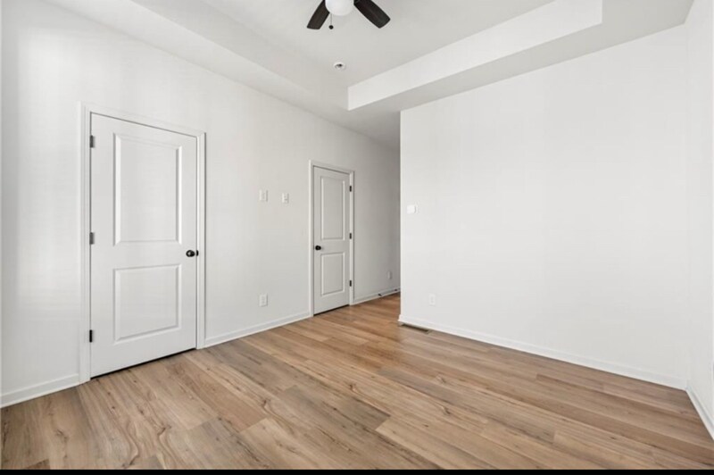 Building Photo - 720 Perch Pl