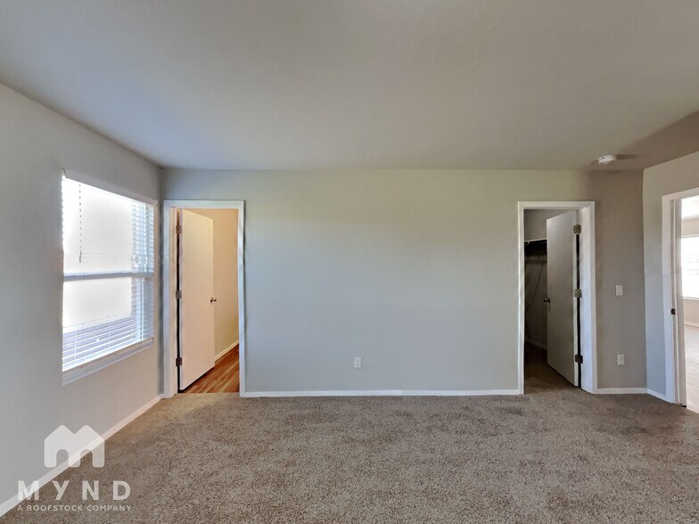 Building Photo - 9208 SW 56th St
