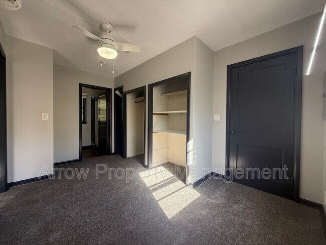 Building Photo - 845 S 29th St