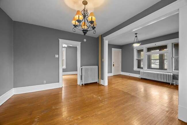 Building Photo - 1217 Grand Ave