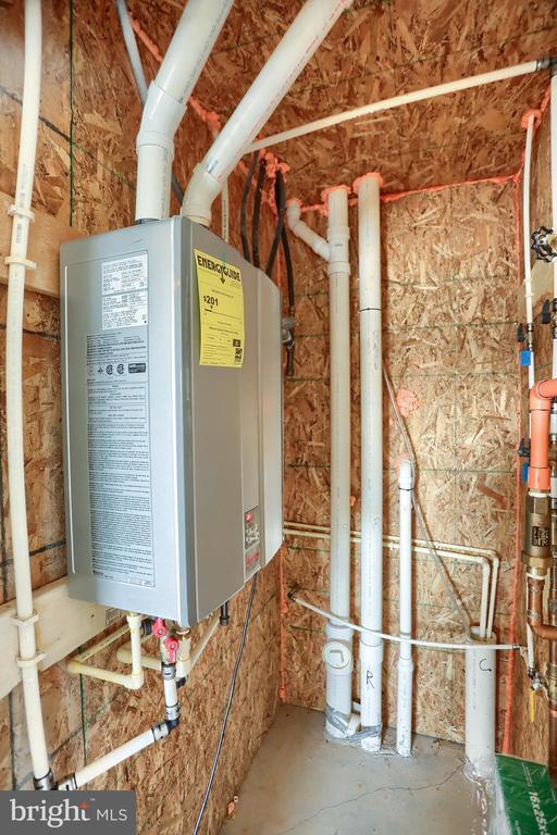 Building Photo - 1 Taube Ct