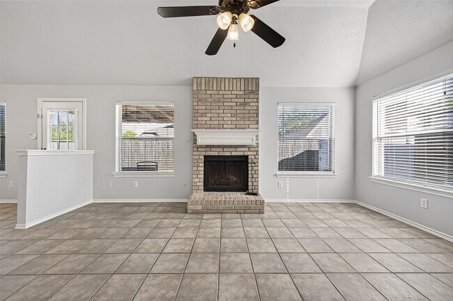 Building Photo - 3314 Zubin Ln