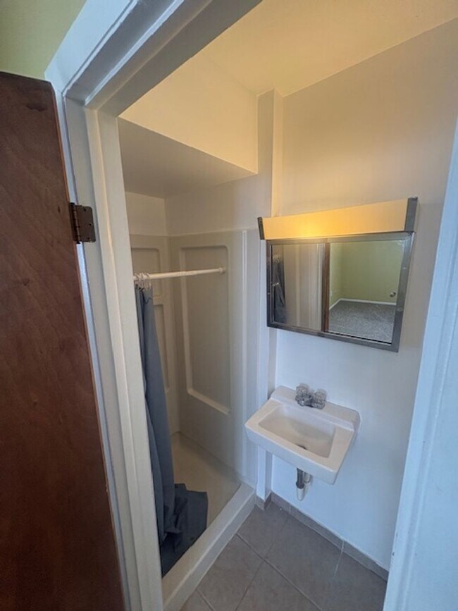 Building Photo - 3406 N Missouri Ave