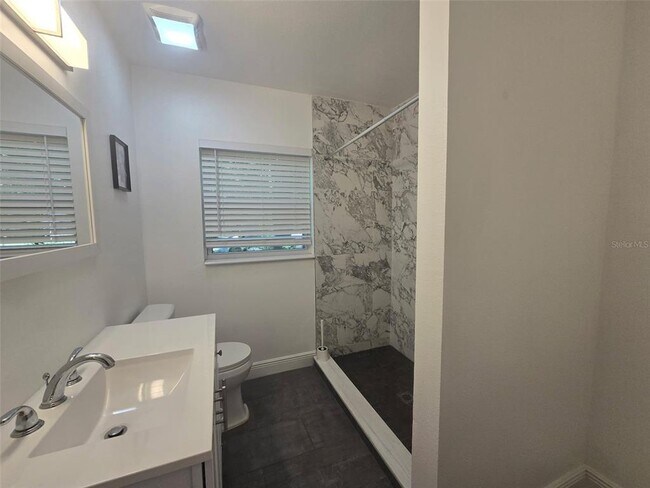 Building Photo - 2909 Hargill Dr