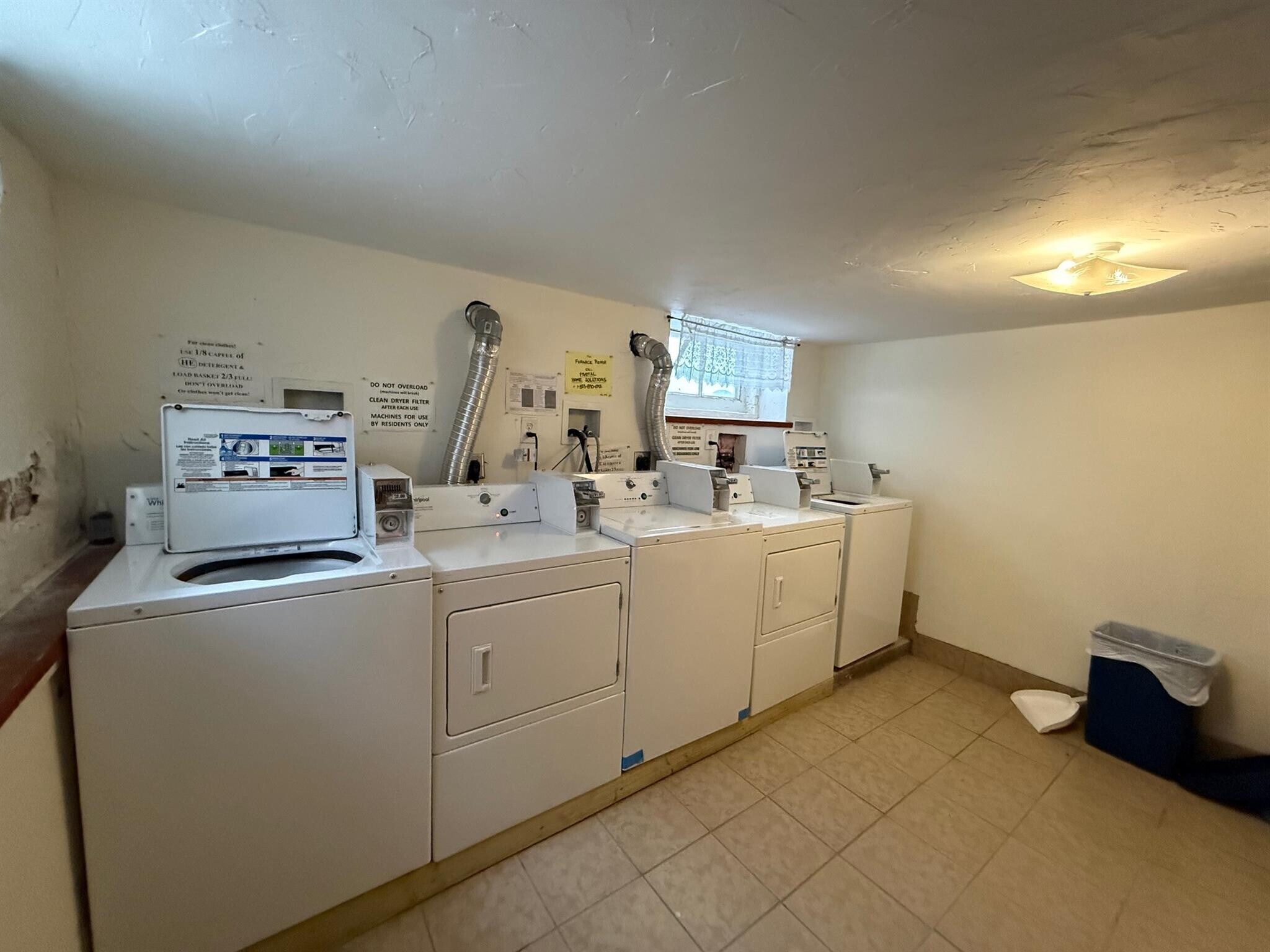 Building Photo - 15 Laurel St