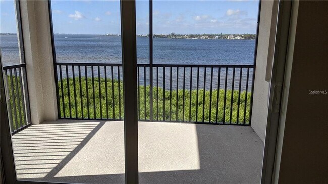 Building Photo - 1030 Tidewater Shores Loop