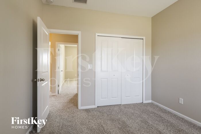 Building Photo - 1141 Laurel Valley Dr