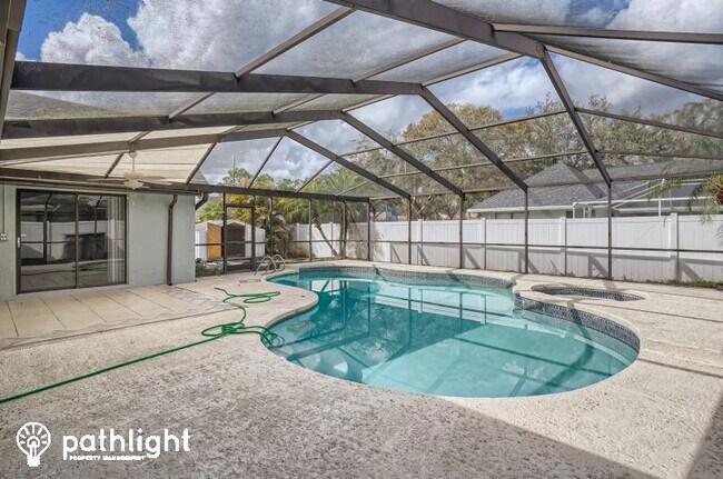 Building Photo - 9406 Pebble Glen Avenue, Tampa, FL, 33647