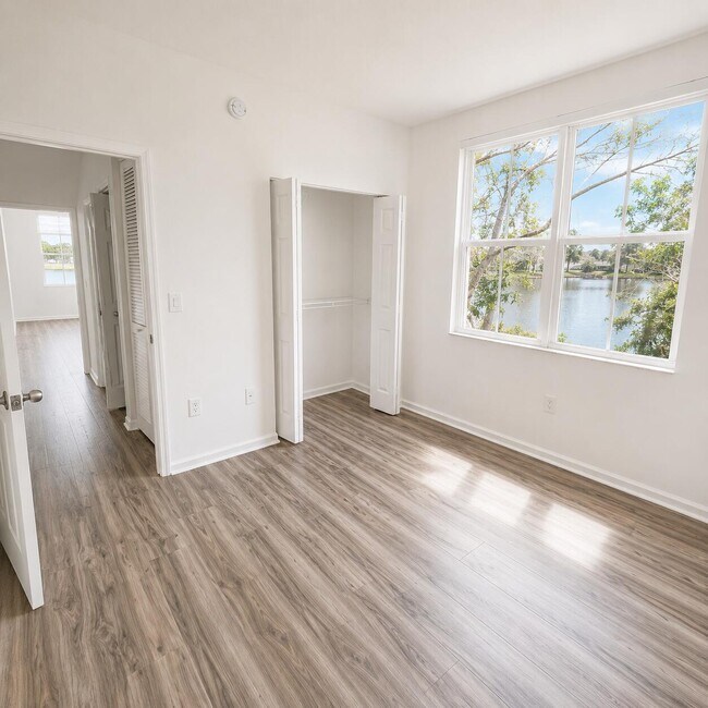 Building Photo - 4404 SW 160th Ave