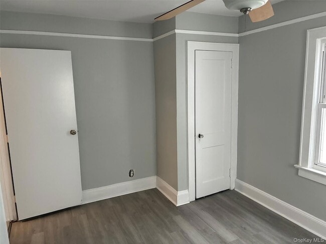 Building Photo - 27 Illinois Ave