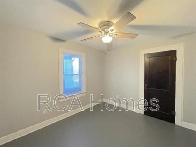 Building Photo - 2504 Boulevard Pl