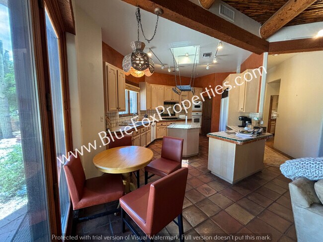 Building Photo - 5661 E Shadow View Ct
