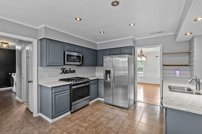 Building Photo - Luxury Family Living with a Resort-Style Backyard in Virginia Beach