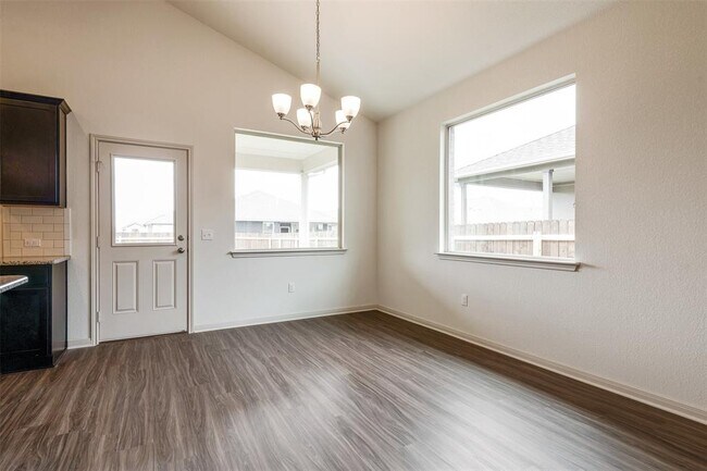 Building Photo - 18501 Urbano Dr