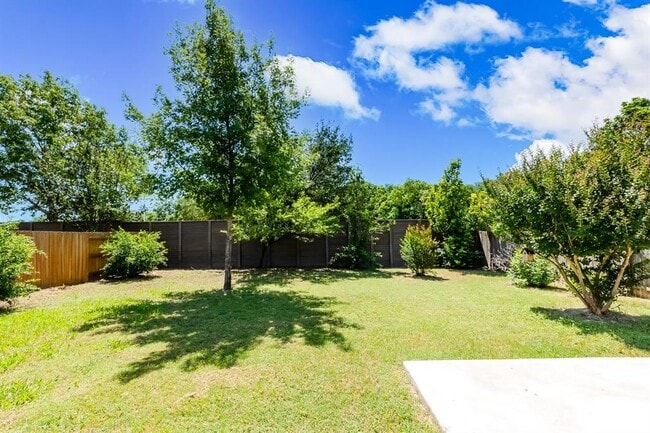 Building Photo - 1029 Brighton Pl