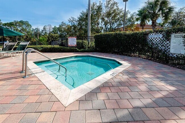 Building Photo - 8500 Palm Harbor Dr