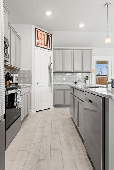 Building Photo - 213 Gauge Rd