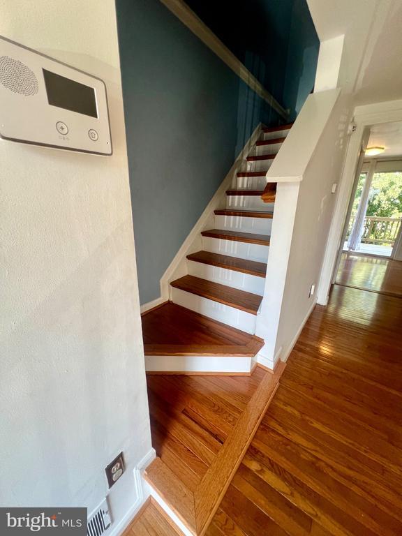 Building Photo - 16851 Toms River Loop