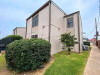 Building Photo - Willows Apartments
