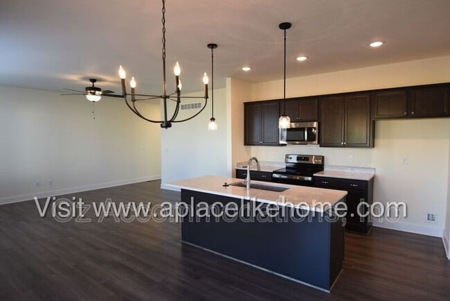Building Photo - 4008 NW 95th Terrace