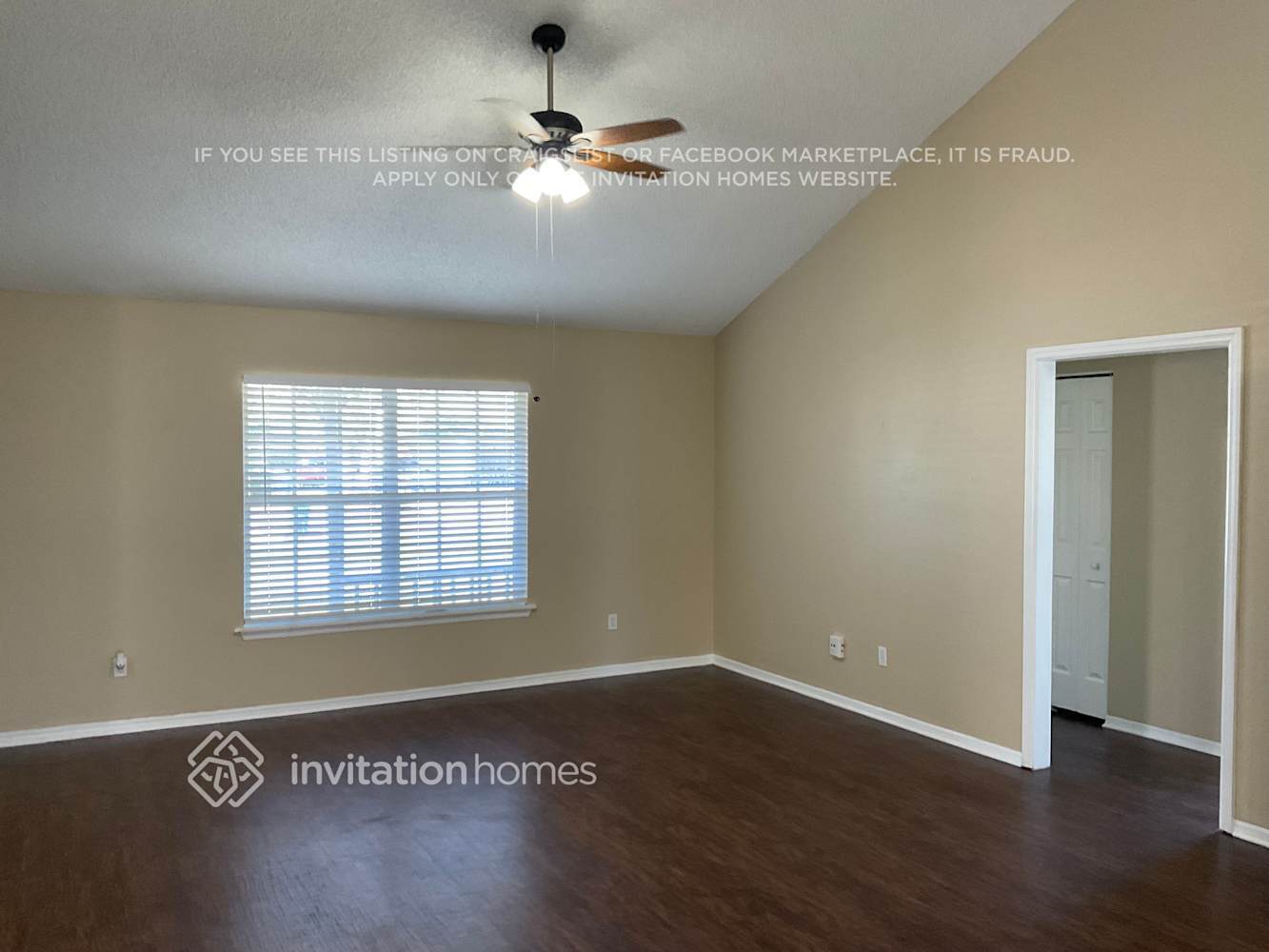 Building Photo - 1465 3rd Ave