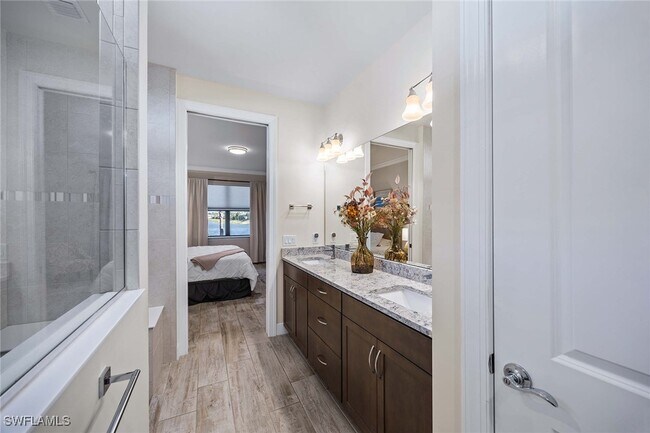 Building Photo - 6767 Pennyroyal Dr