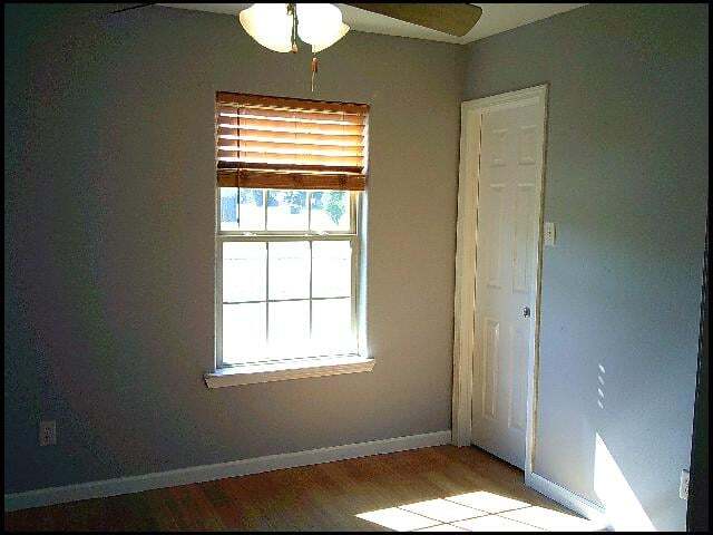Building Photo - 100 Corbin Cir