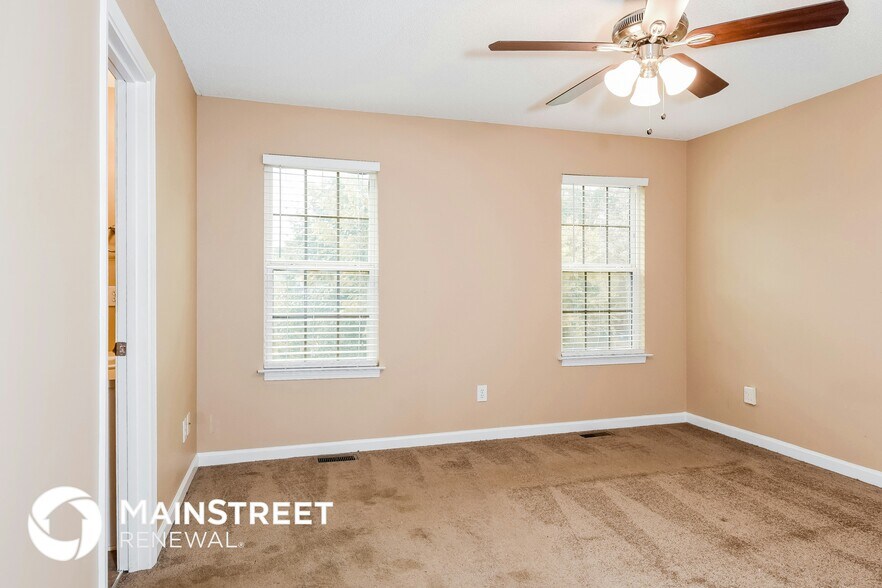 Building Photo - 32 Cathedral Heights