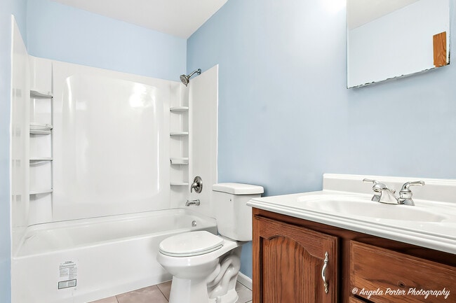 Building Photo - 831 Washington St