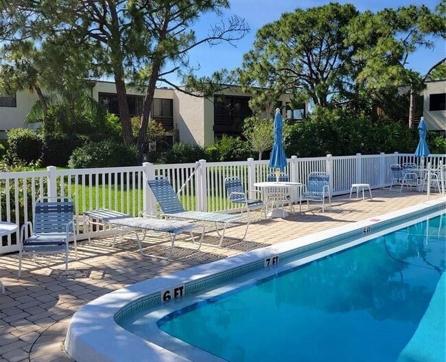 Building Photo - 5052 Marsh Field Rd