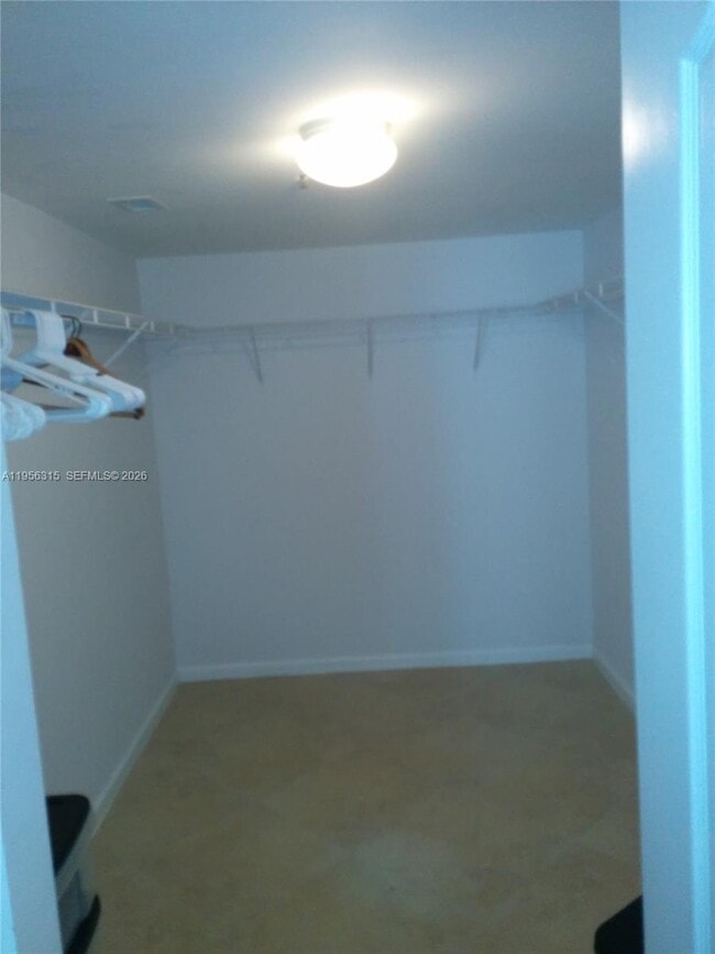 Building Photo - 1200 Brickell Bay Dr