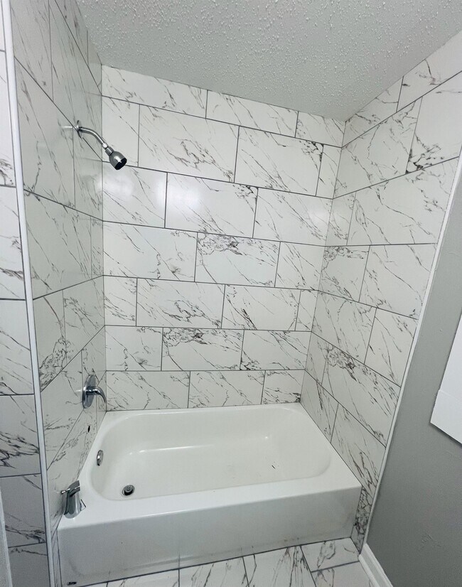 Building Photo - 2145 Pendleton St