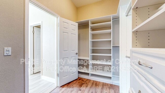 Building Photo - 8744 Merlot Way