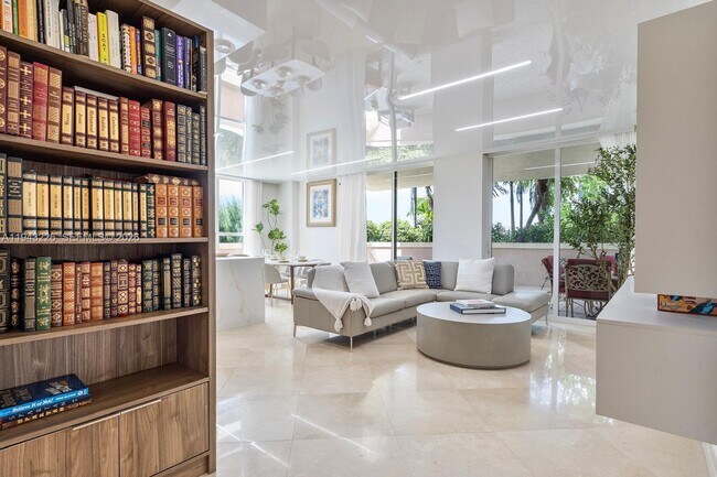 Building Photo - 17555 Atlantic Blvd