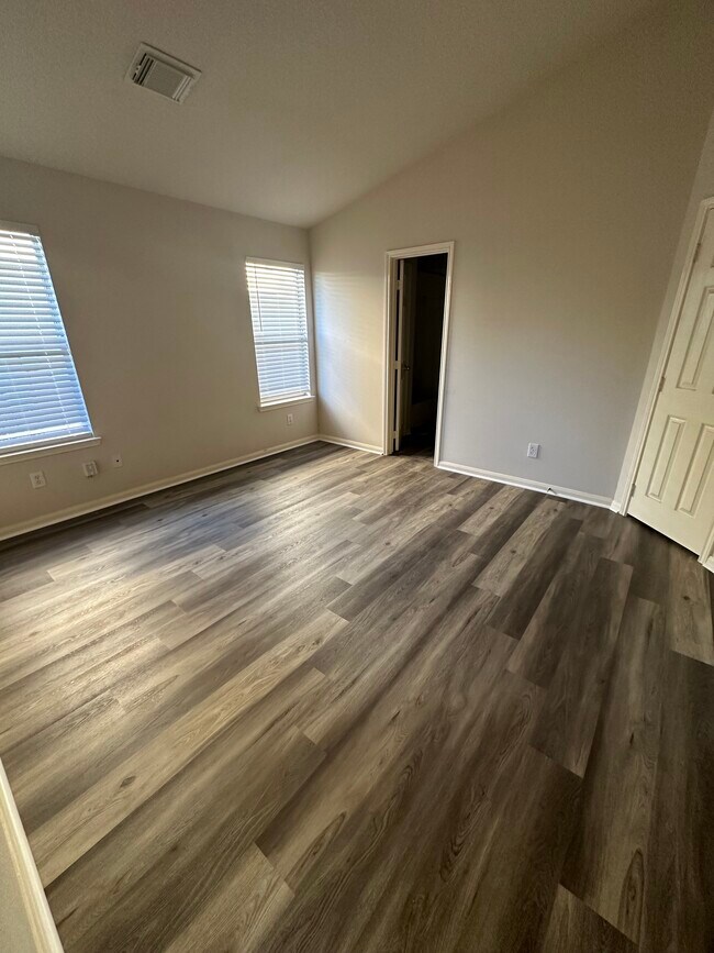 Master Bedroom - 4910 Kalithea Ct
