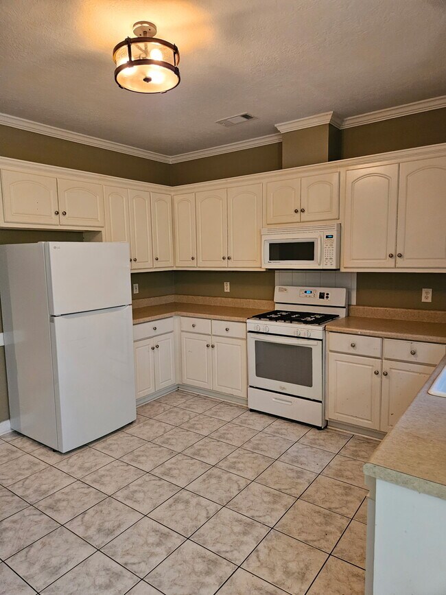 Building Photo - Columbus GA Property