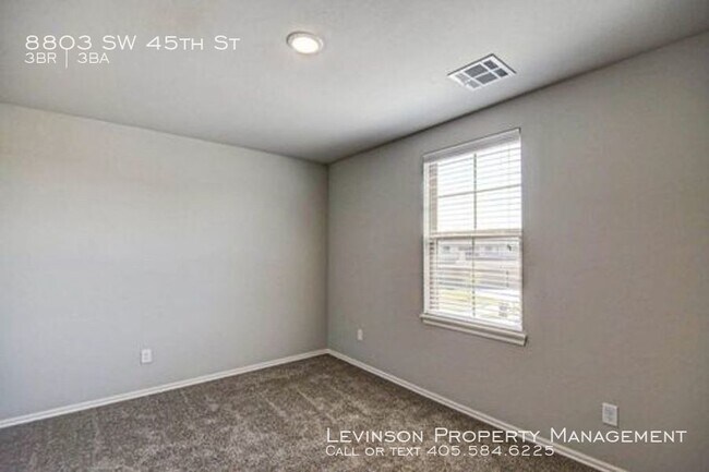 Building Photo - 8803 SW 45th Terrace