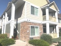 Building Photo - 4605 Hahns Peak Dr