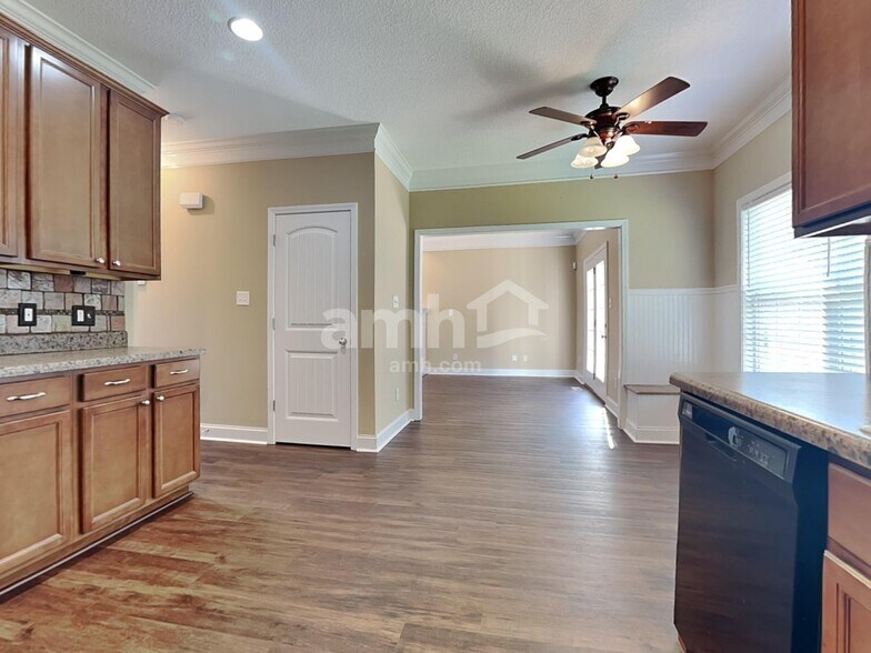 Building Photo - 6137 Evening Star Ln
