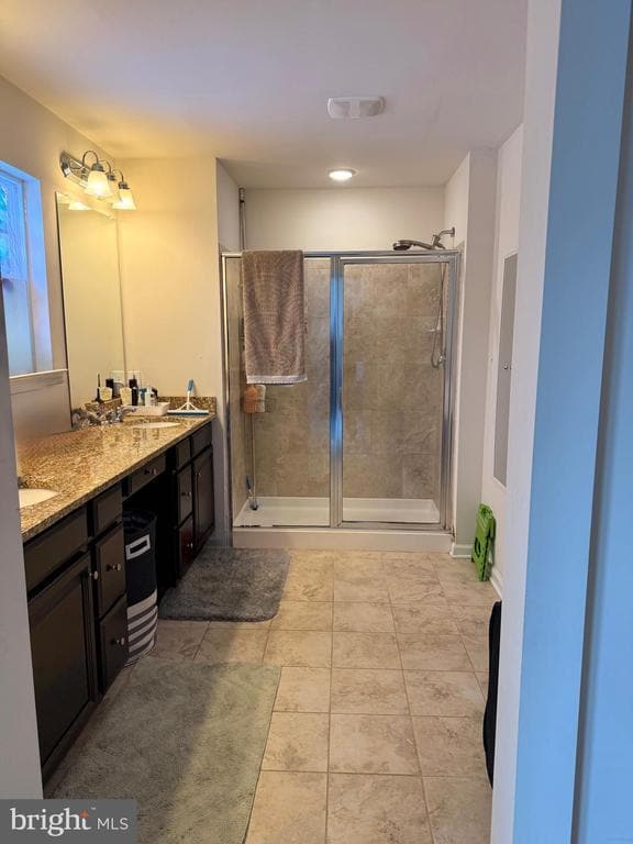 Building Photo - 728 Sun Valley Ct