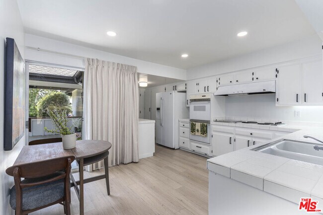 Building Photo - 4139 Magna Carta Rd