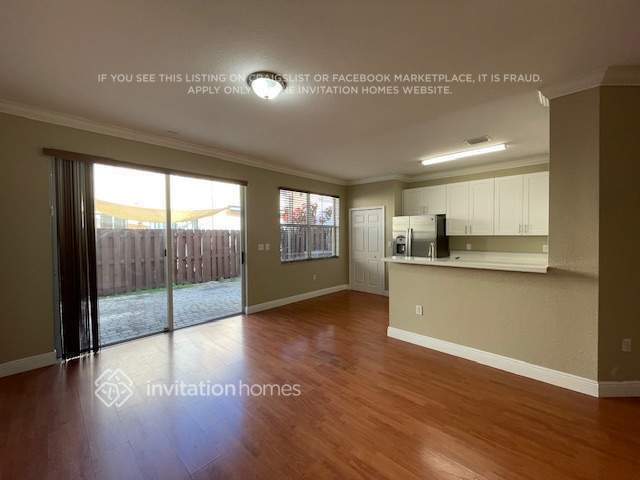 Building Photo - 12315 SW 125th Ct