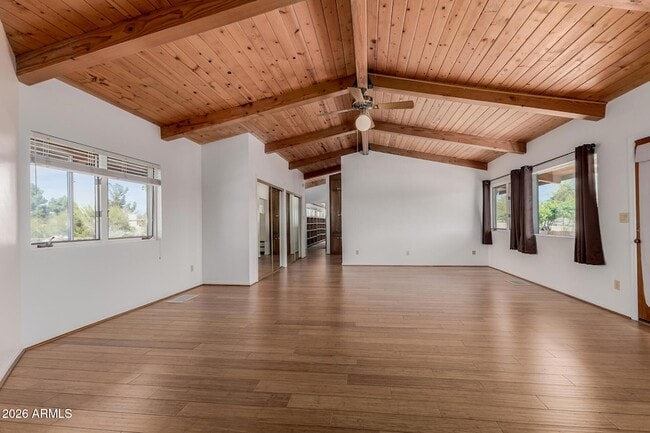 Building Photo - 6140 E Peak View Rd